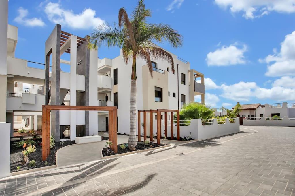 2 Terraces Apartment W/ Astonishing Views. Costa De Antigua Exteriör bild